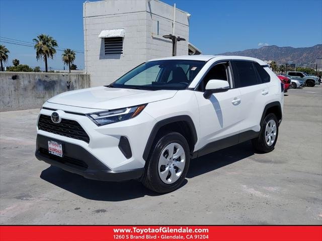 2024 Toyota RAV4 LE FWD's photo