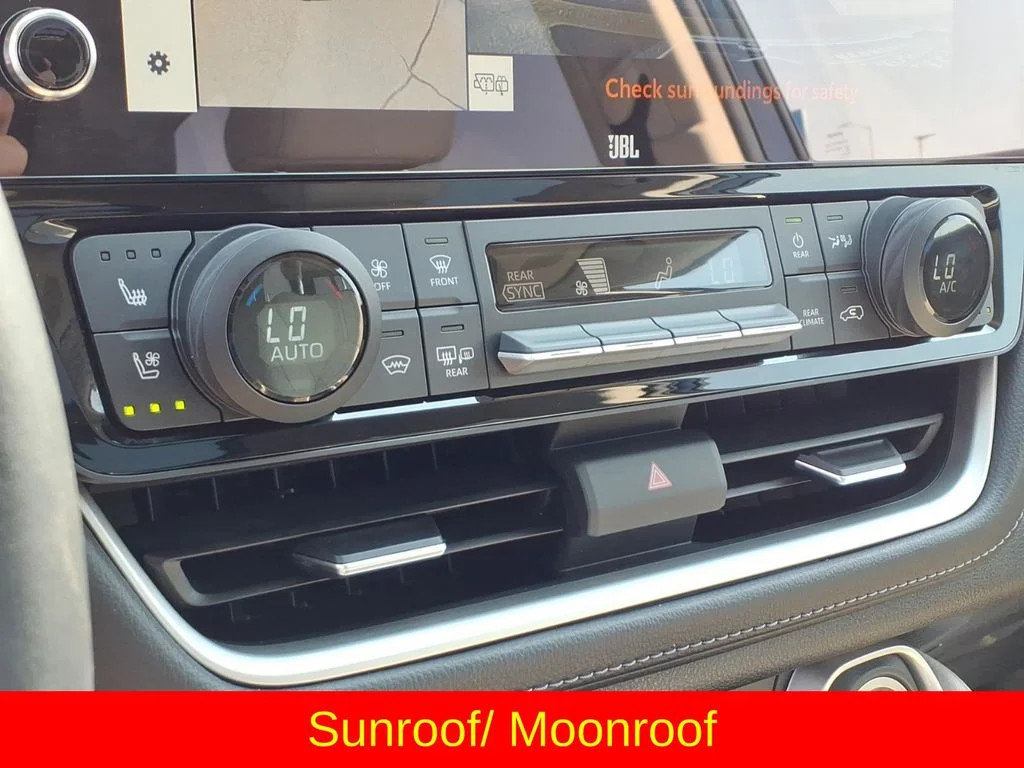 Used 2025  Toyota Limited image 9