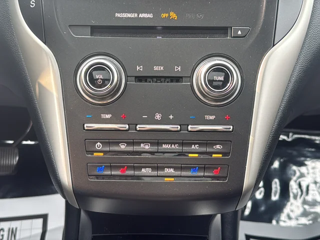 Used 2019 Gray Lincoln Reserve image 21
