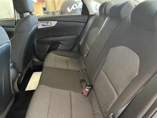 Used 2023 Red Kia LXS image 32