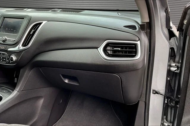 Used 2024 Gray Chevrolet LT image 25