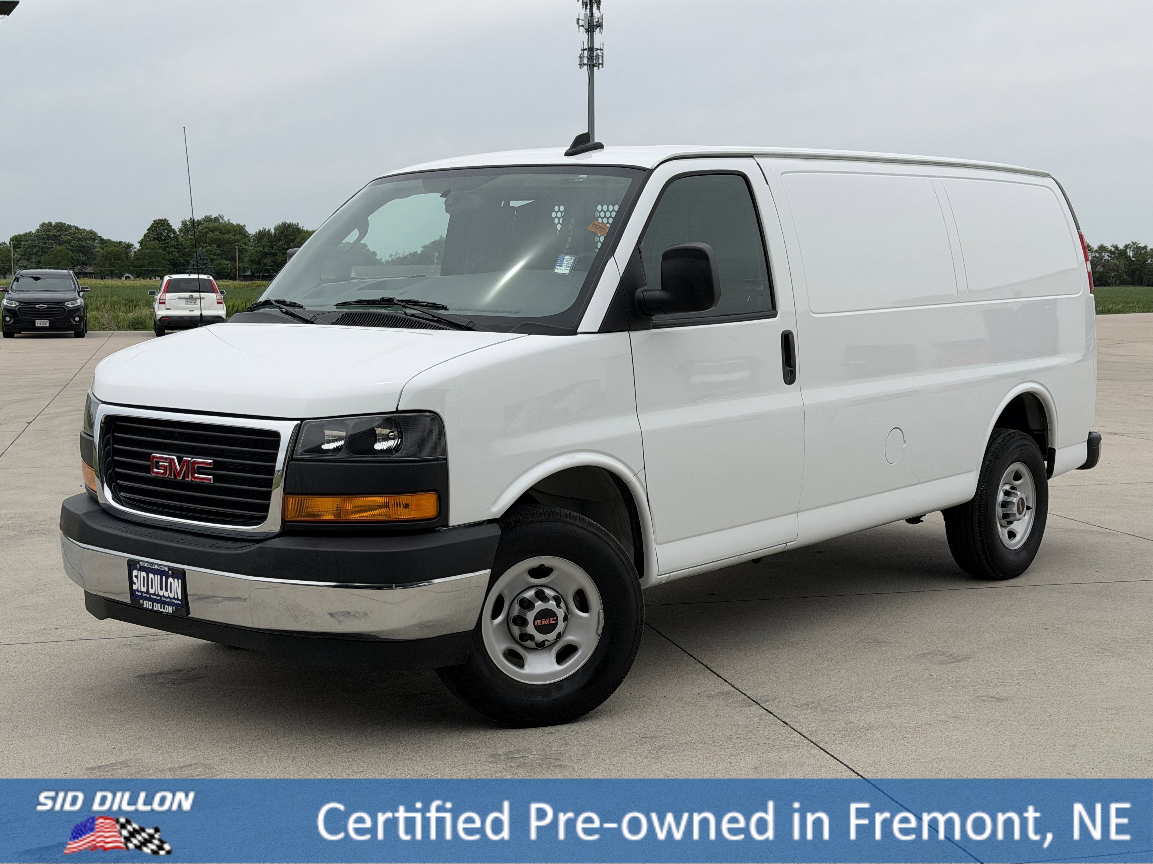 2024 GMC Savana 2500's photo
