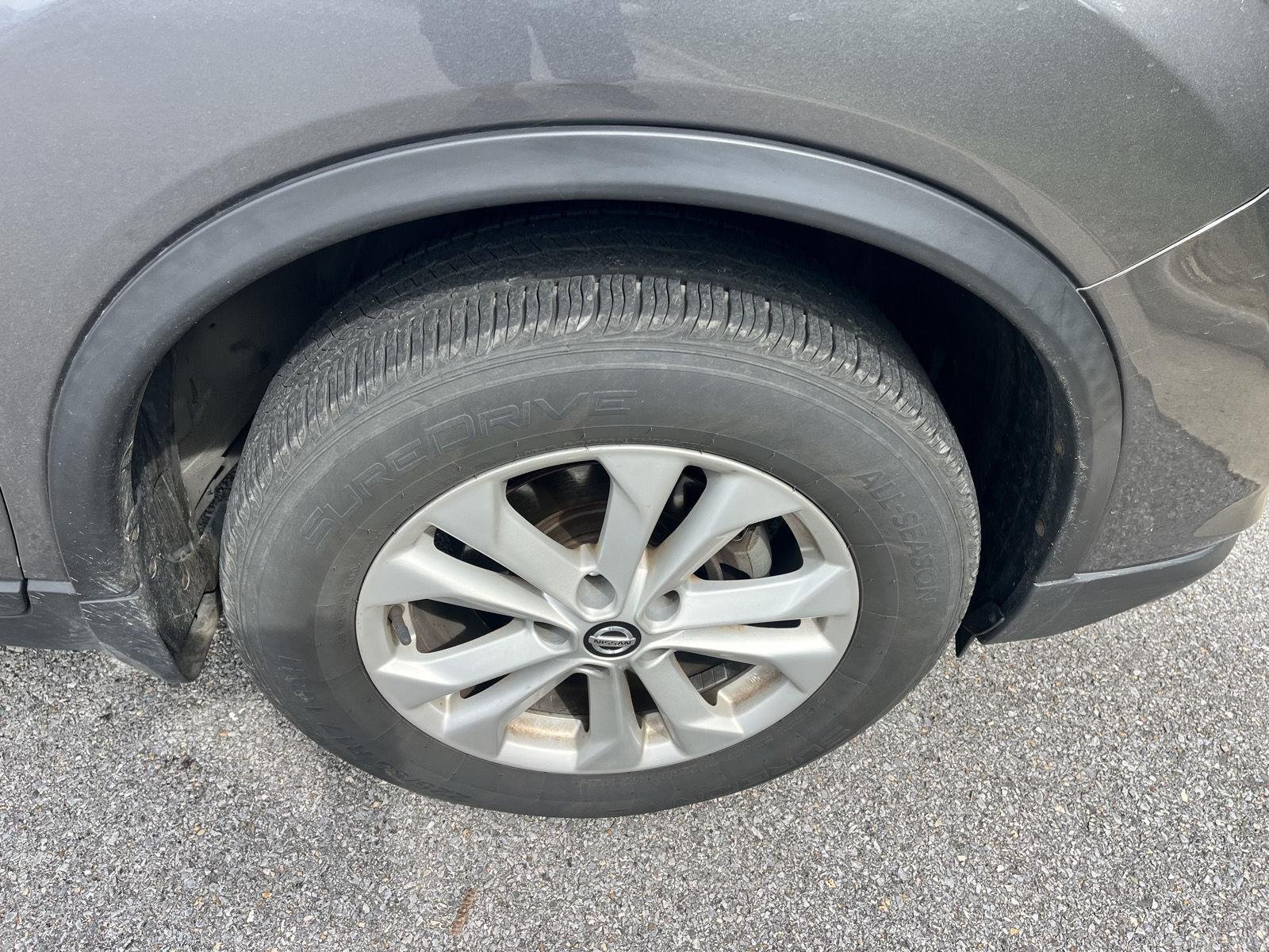 Used 2018 Gun Metallic Nissan S image 9