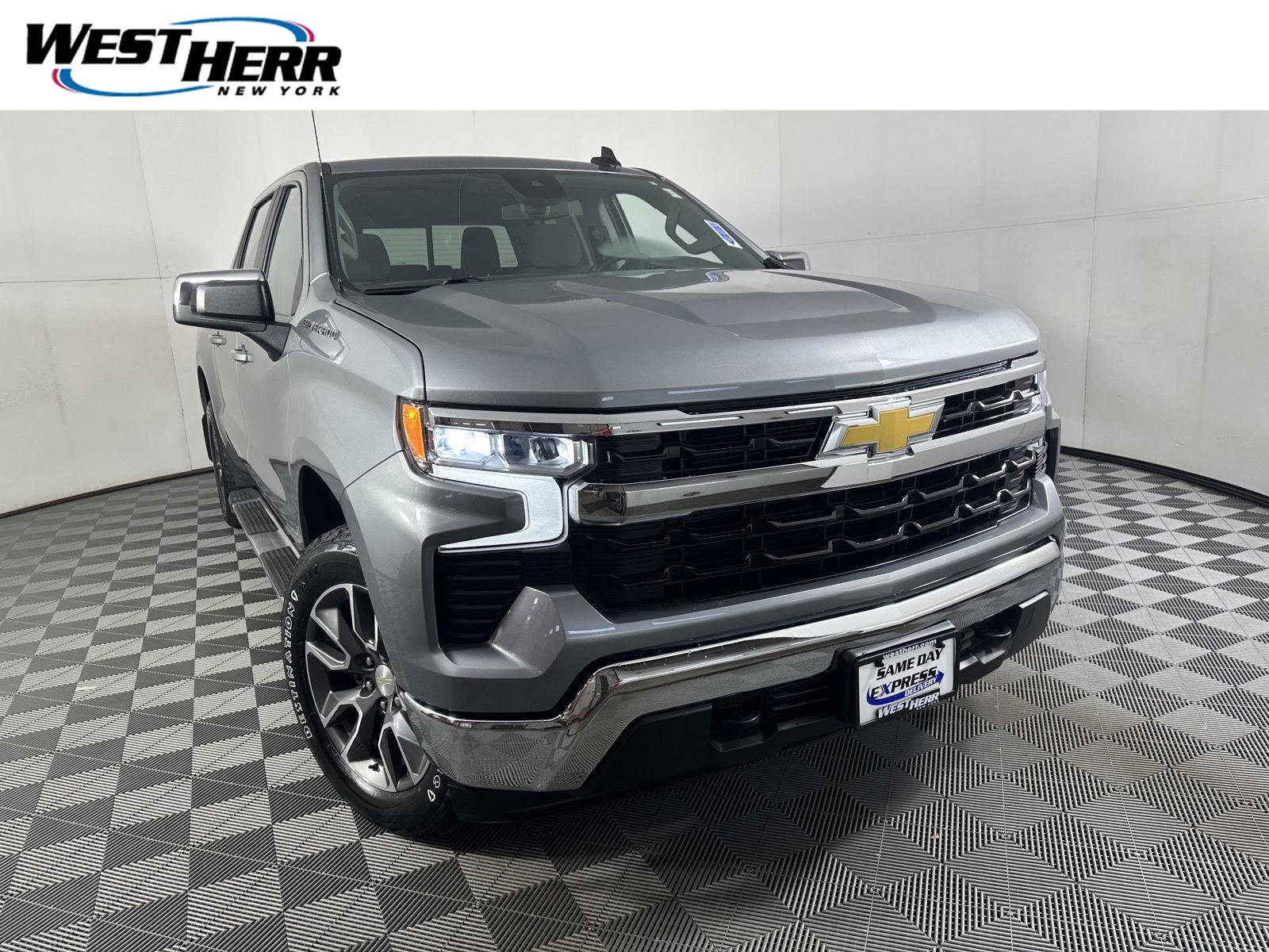 Used 2023 Sterling Gray Metallic Chevrolet LT image 1