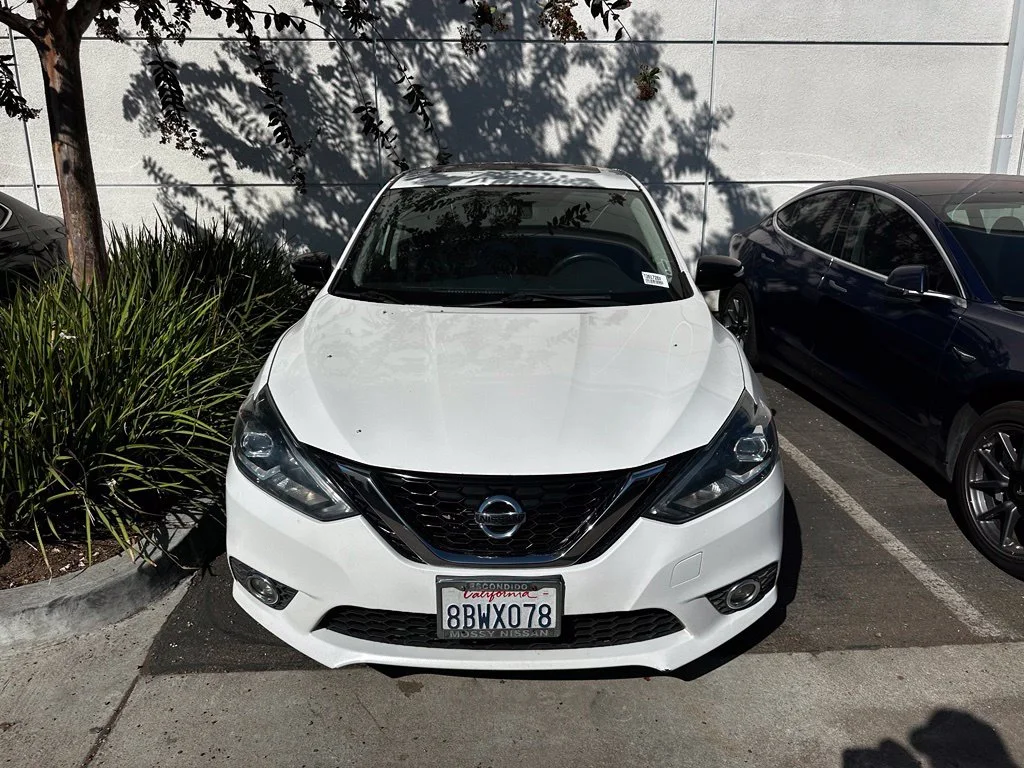 Used 2017 White Nissan SR image 4