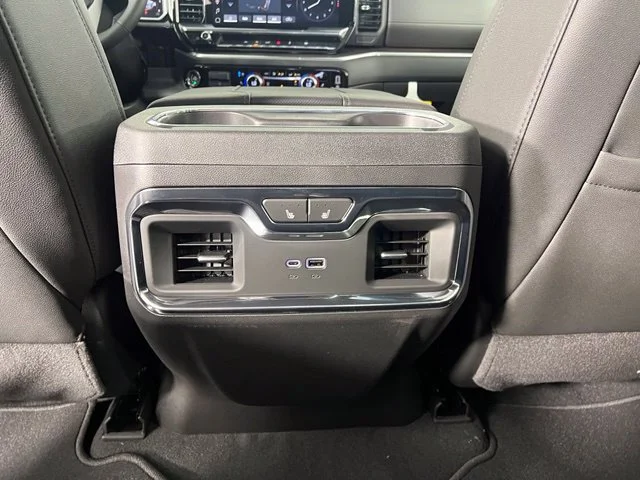 2026 GMC Sierra 1500 SLT - Photo 36