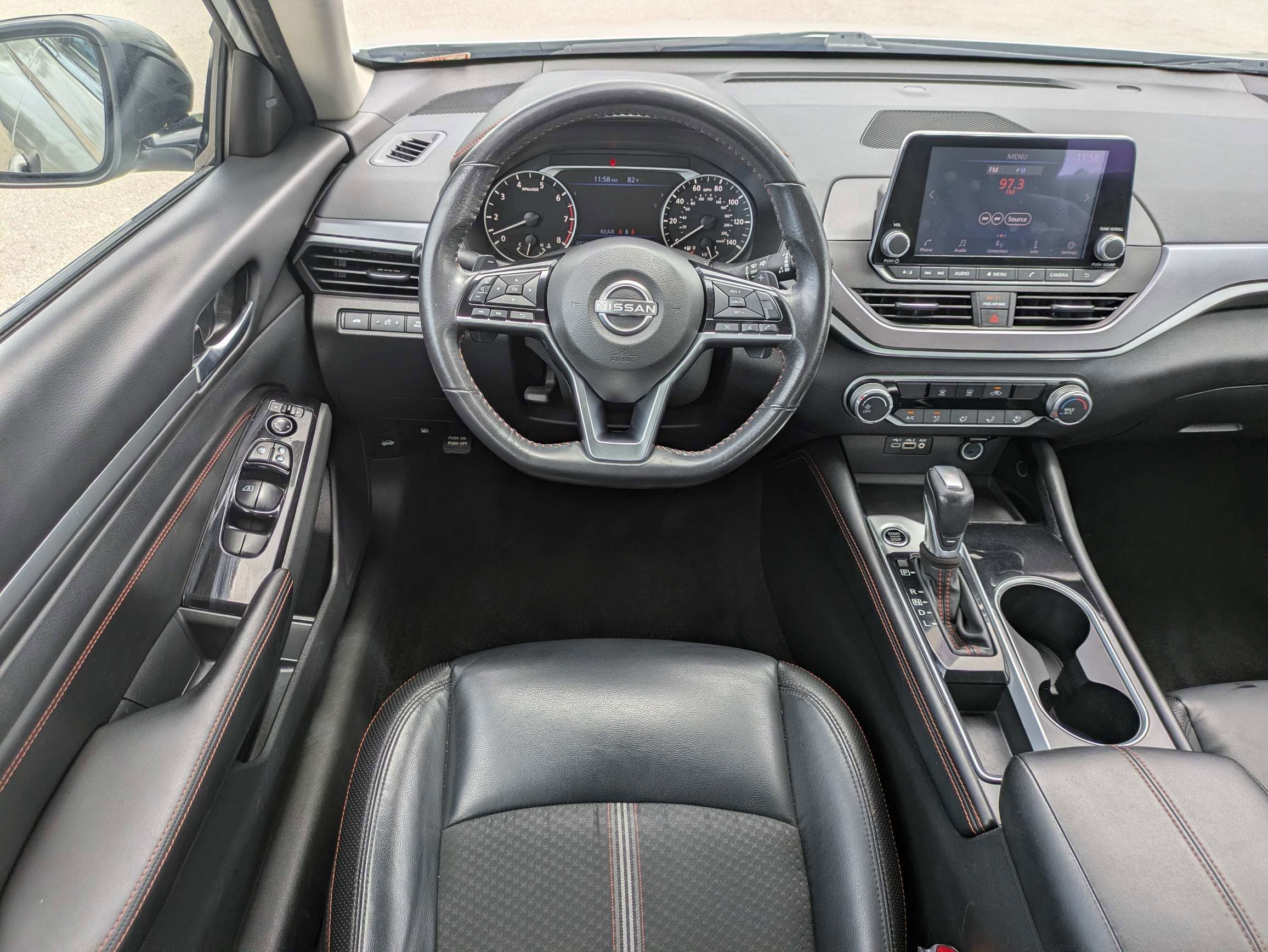2023 Nissan Altima SR - Photo 18