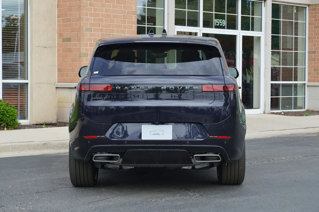 New 2026 Constellation Blue Ultra Metallic Gloss Land Rover Dynamic SE image 4