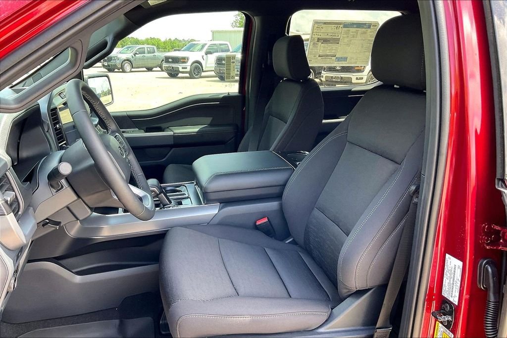 New 2026 Ford F-150 XLT 4D SuperCrew