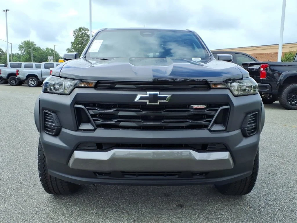 New 2026 Black Chevrolet Trail Boss image 27