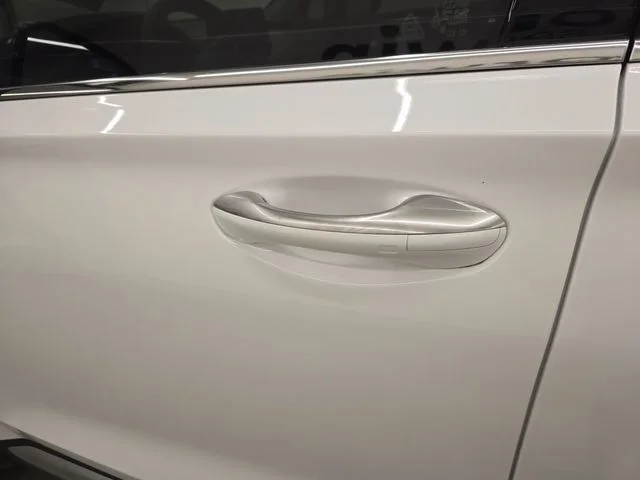 Used 2022 Quartz White Hyundai Blue image 20