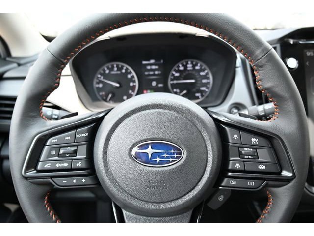 New 2026 CRYSTAL WHITE PEARL Subaru Limited image 28