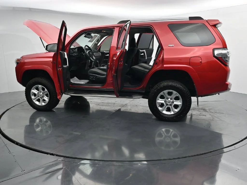 Used 2022 Red Toyota SR5 image 41