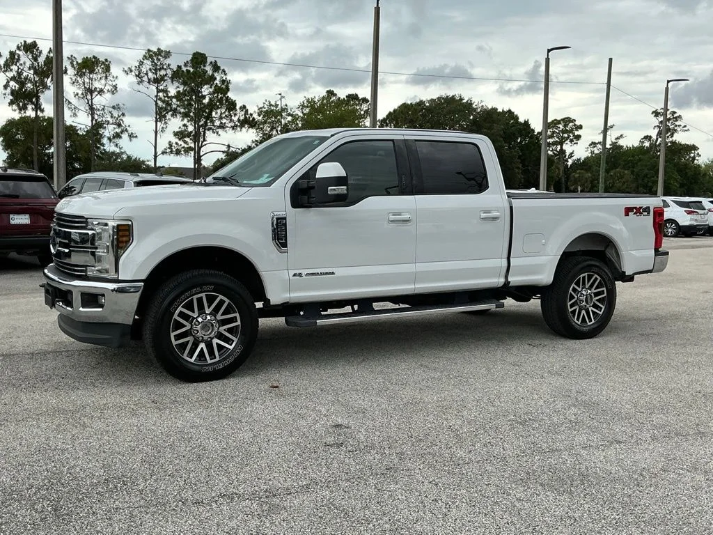 Used 2019 White Ford Lariat image 3