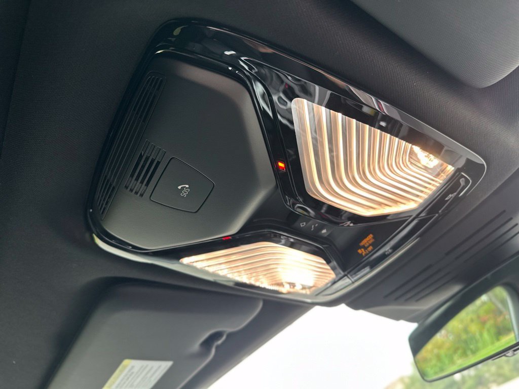 New 2026 Alpine White BMW xDrive40i image 29