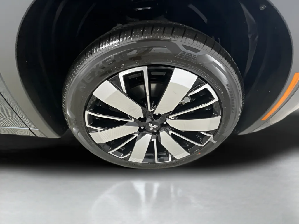 New 2026 Graphite Gray Mitsubishi SEL image 43
