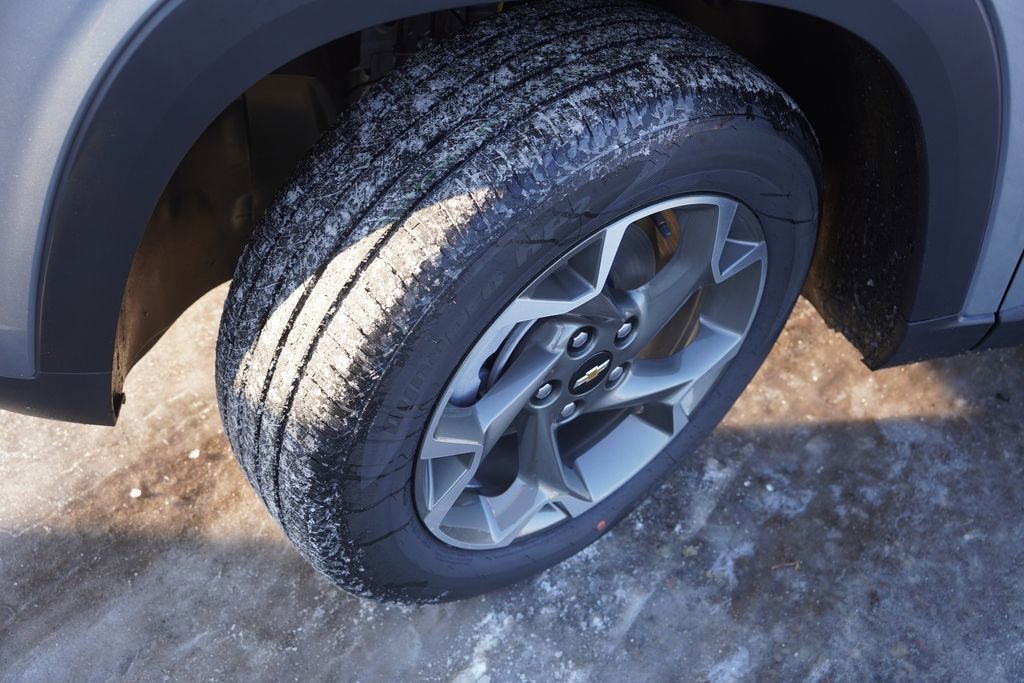 2026 Chevrolet Trax LT - Photo 9