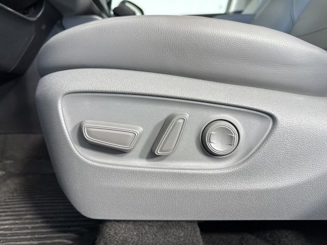 Used 2023 Silver Toyota XLE image 5