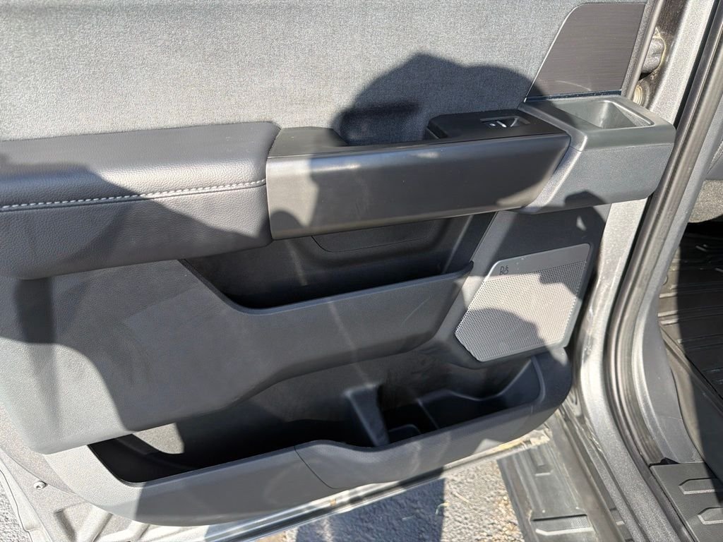 Used 2025 Gray Ford Lariat image 12