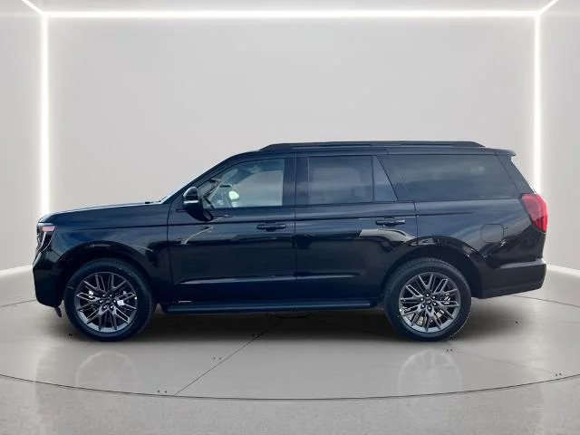 New 2026 Agate Black Metallic Ford Platinum® image 35