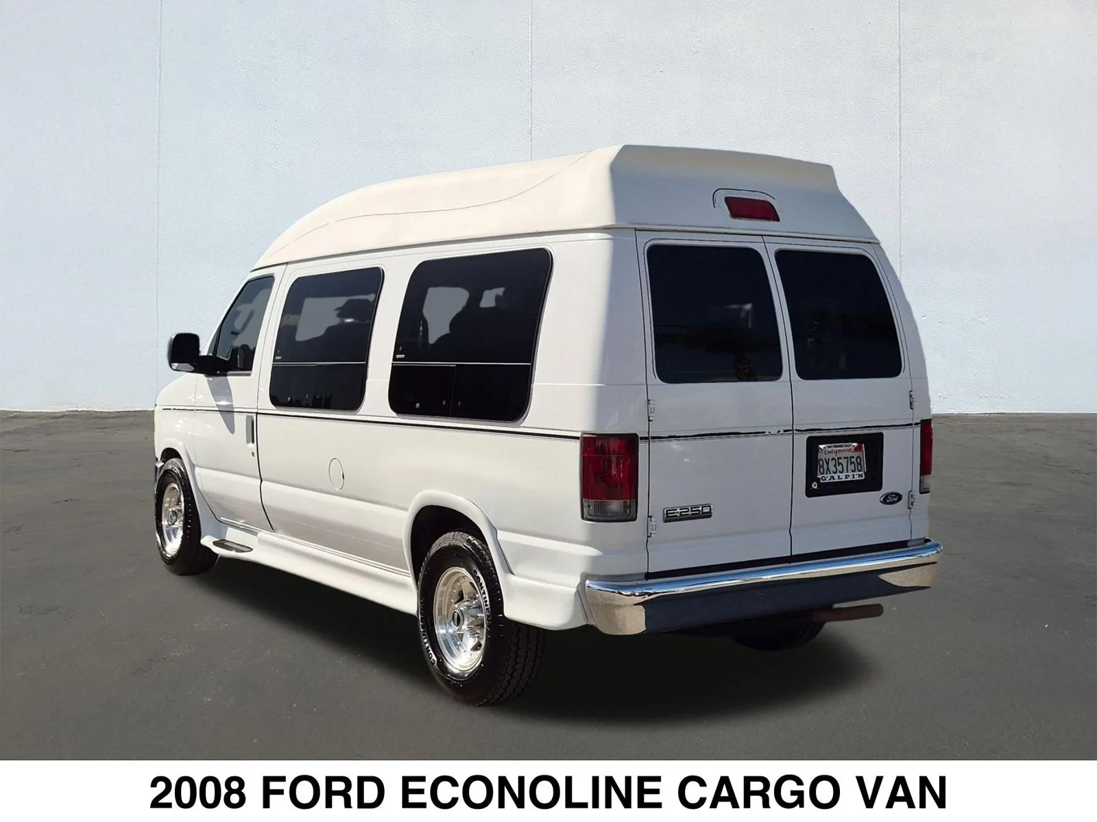 Used 2008 White Ford  image 7
