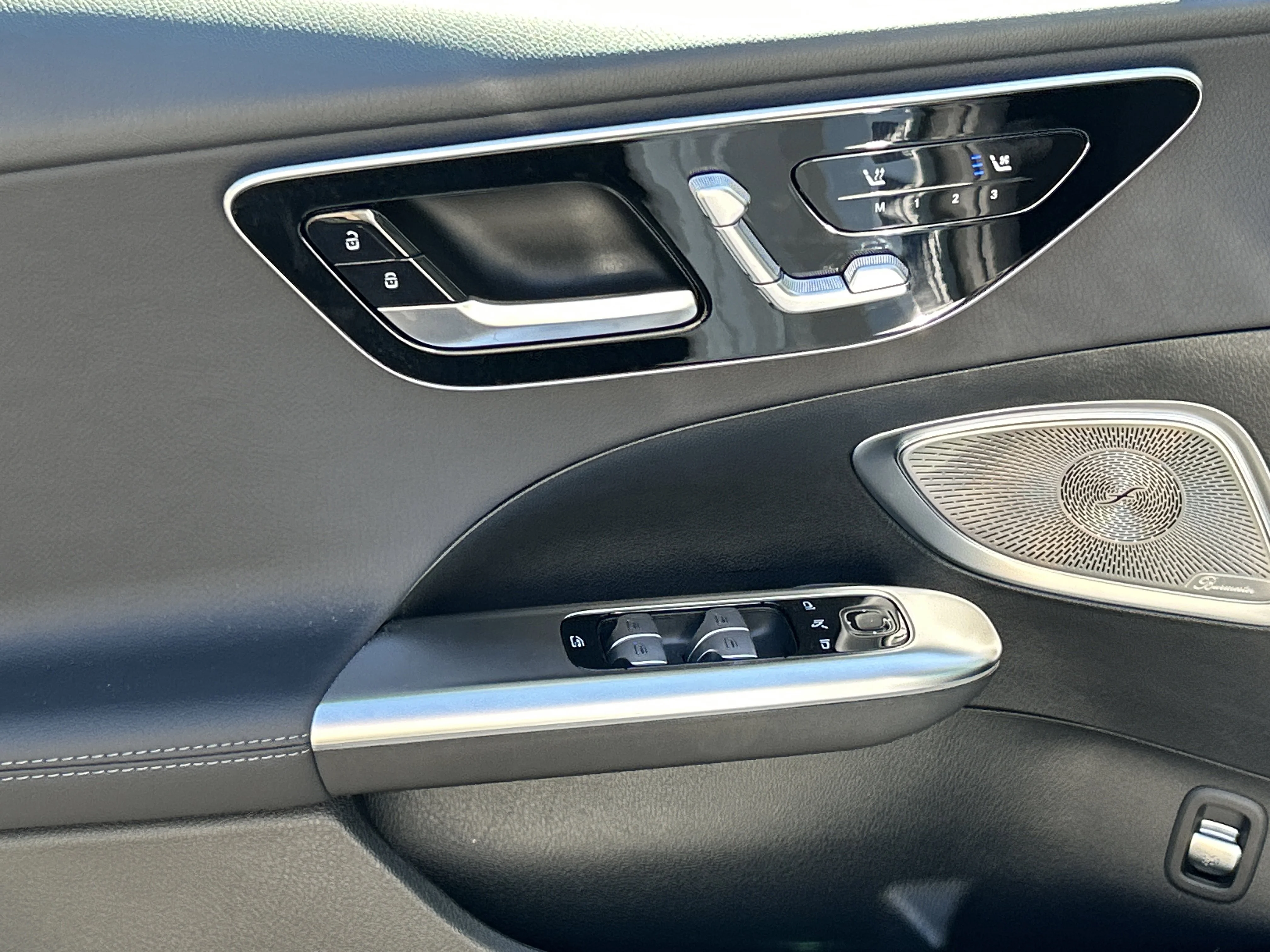 New 2026 Polar White Mercedes-Benz C 300 4MATIC® Sedan image 18