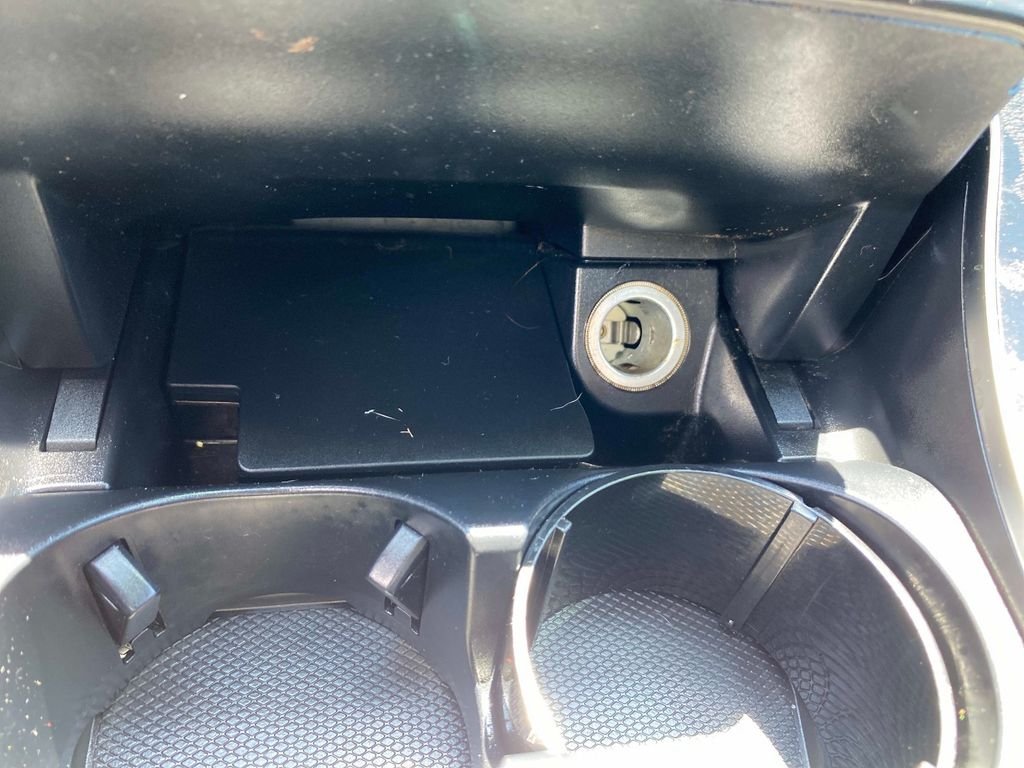 Used 2017 Gray Mercedes-Benz C 300 image 16