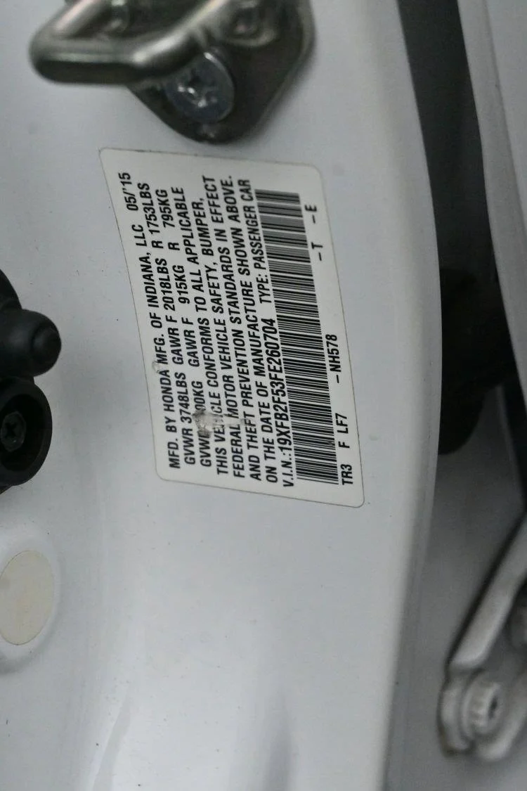 Used 2015 Taffeta White Honda LX image 31