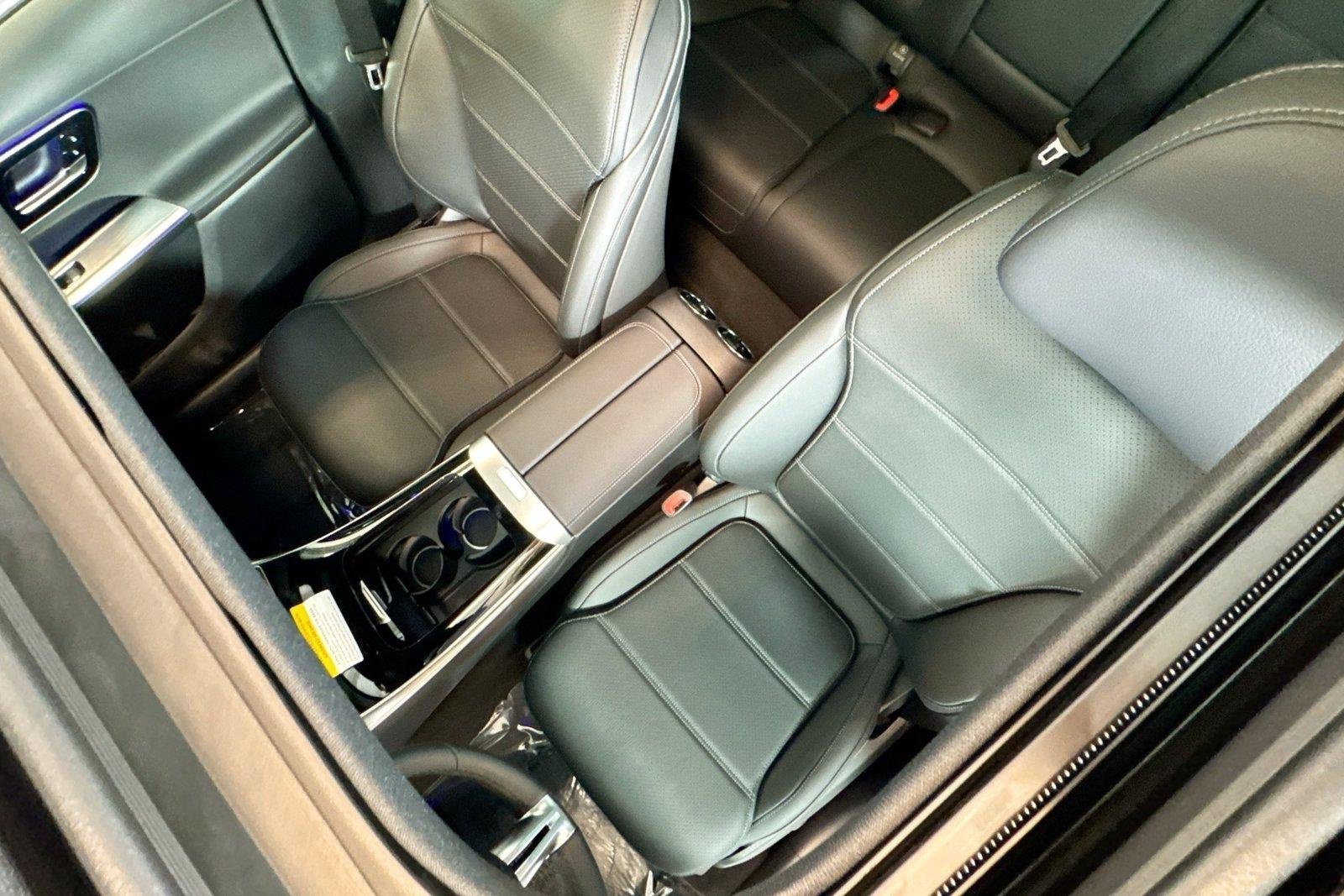 New 2026 Cirrus Silver Metallic Mercedes-Benz GLC 300 image 19