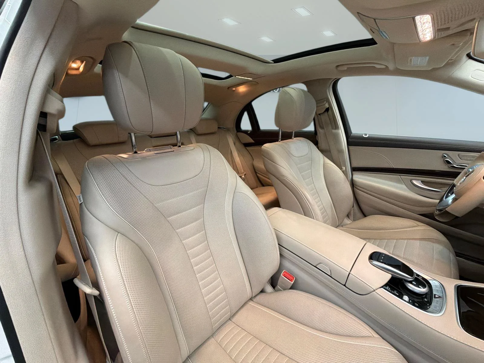Used 2018 White Mercedes-Benz S 450 image 3
