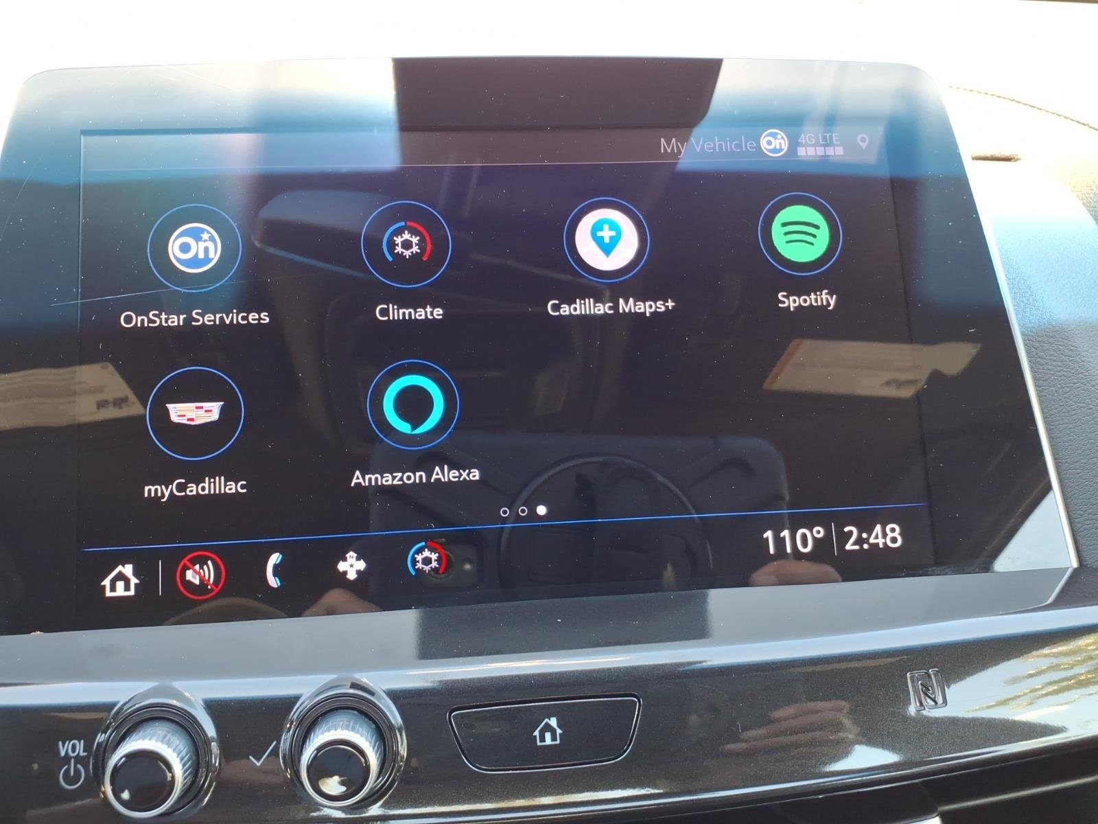 Used 2020 GRAY Cadillac Luxury image 21