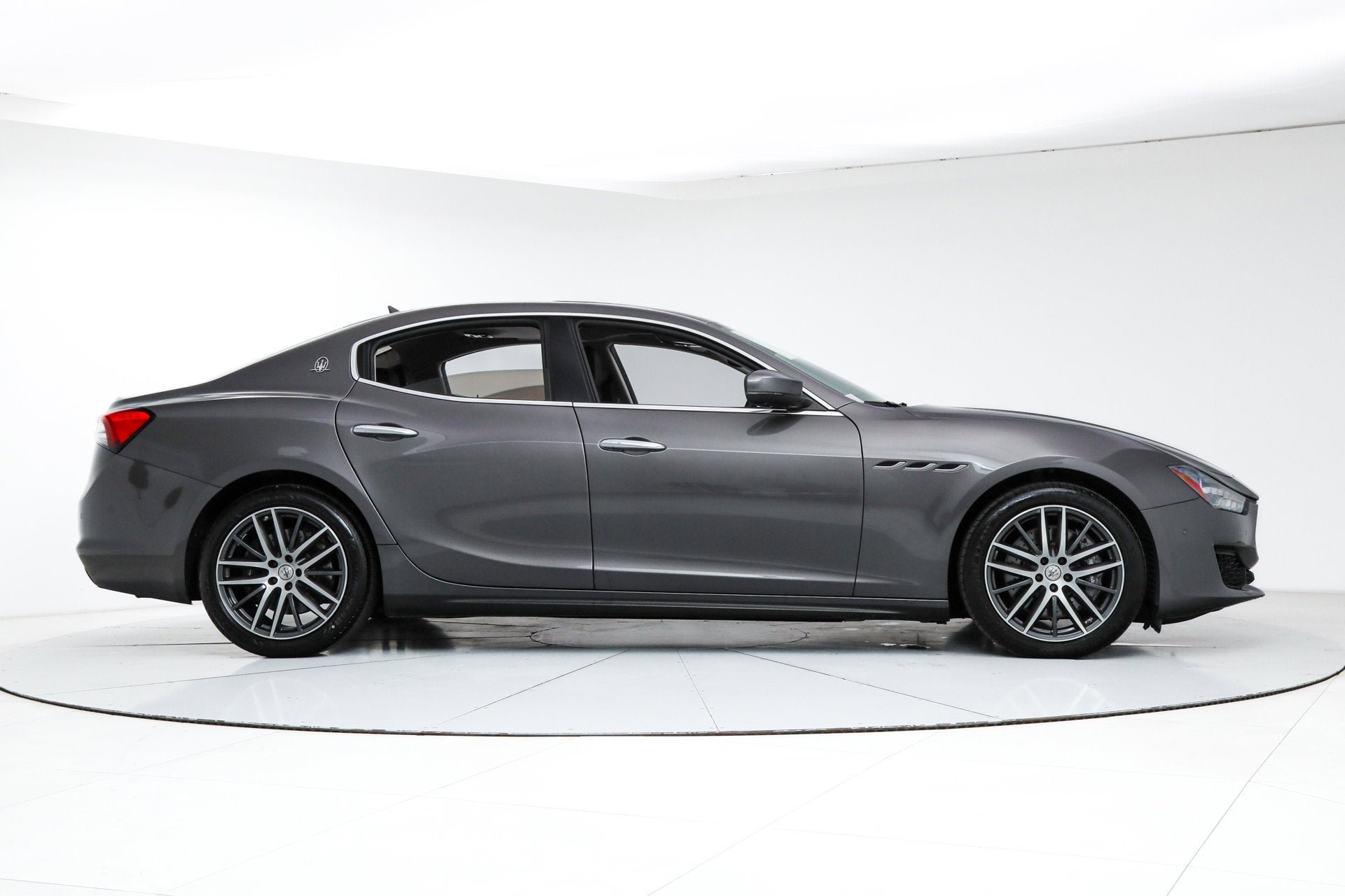 Used 2021 Gray Maserati S Q4 image 6