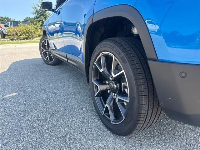 New 2026 Hydro Blue Pearl-Coat Exterior Paint Jeep Overland image 7