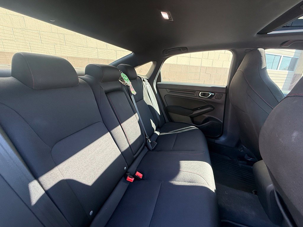 Used 2024  Honda Base image 15