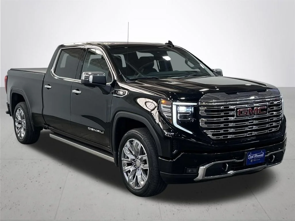 Used 2023 Black GMC Denali image 8