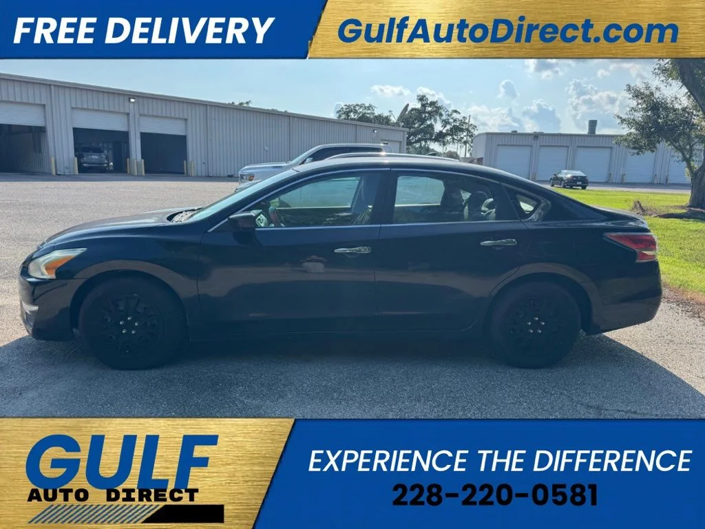 Used 2014 Black Nissan 2.5 S image 5