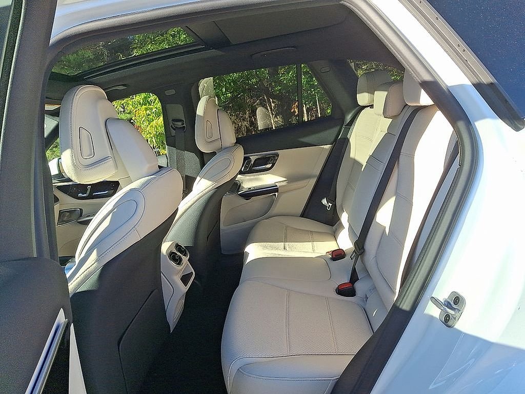 Certified Used 2026 Black Mercedes-Benz GLC 300 image 8