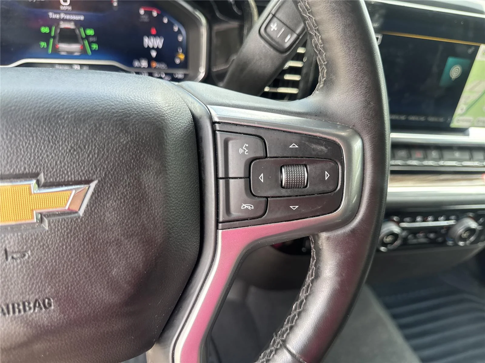 Used 2025 Black Chevrolet LT image 22