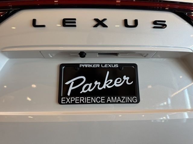 New 2026 Eminent White Pearl Lexus LX 700h LUXURY image 29
