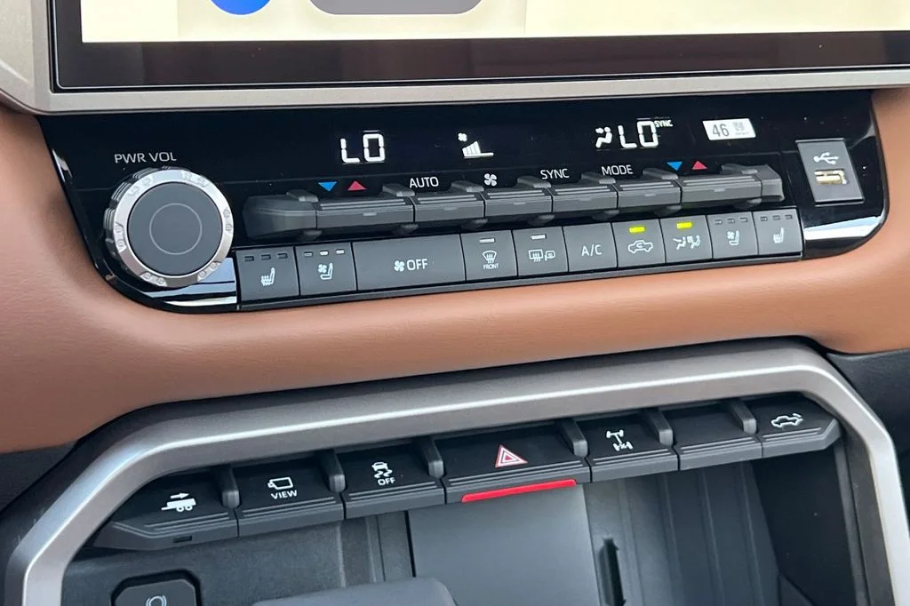 New 2026 Wind Chill Pearl Toyota 1794 Edition image 23