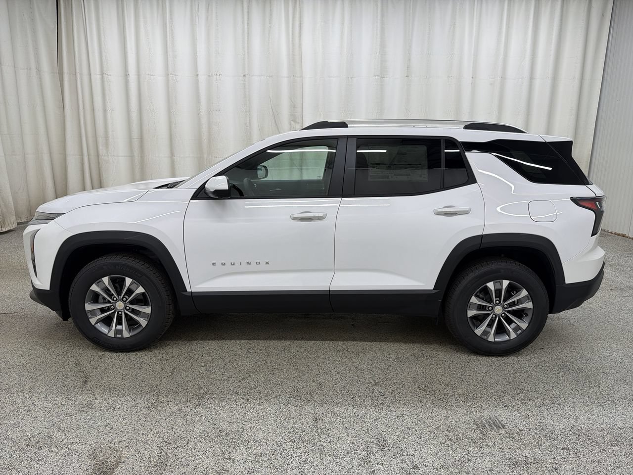 2026 Chevrolet Equinox LT - Photo 6