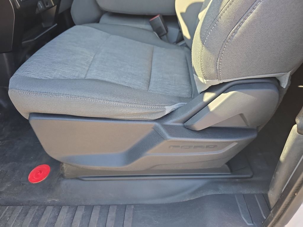Used 2022 Oxford White Ford XL image 12