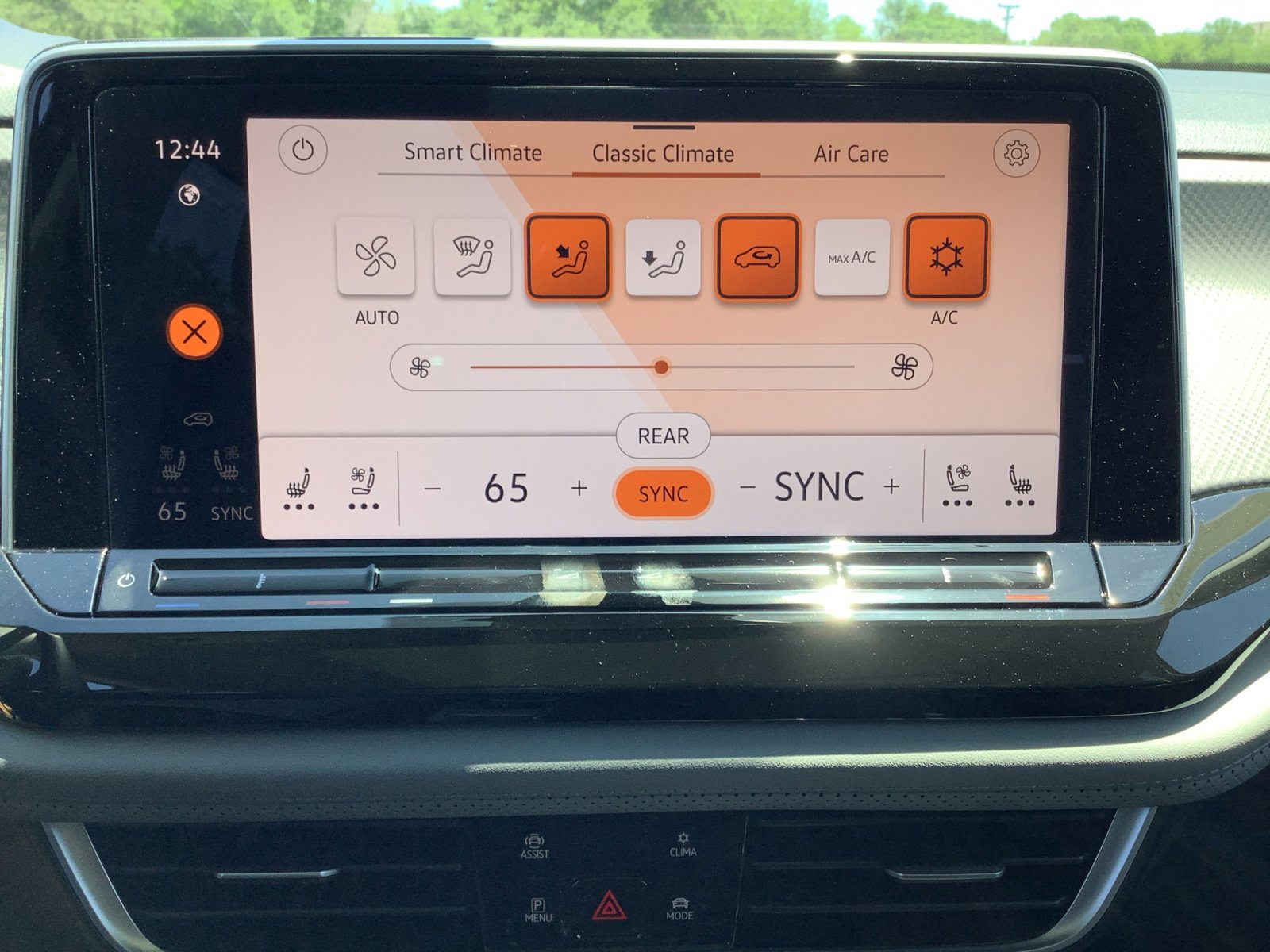 New 2026 Pure Gray Volkswagen 2.0T Peak Edition image 18