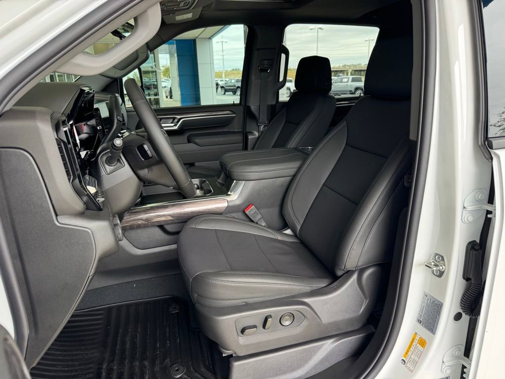 2026 Chevrolet Silverado 2500 HD LTZ - Photo 22