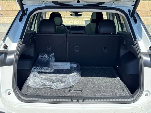 New 2026 Pure White Volkswagen 2.0T SE image 15