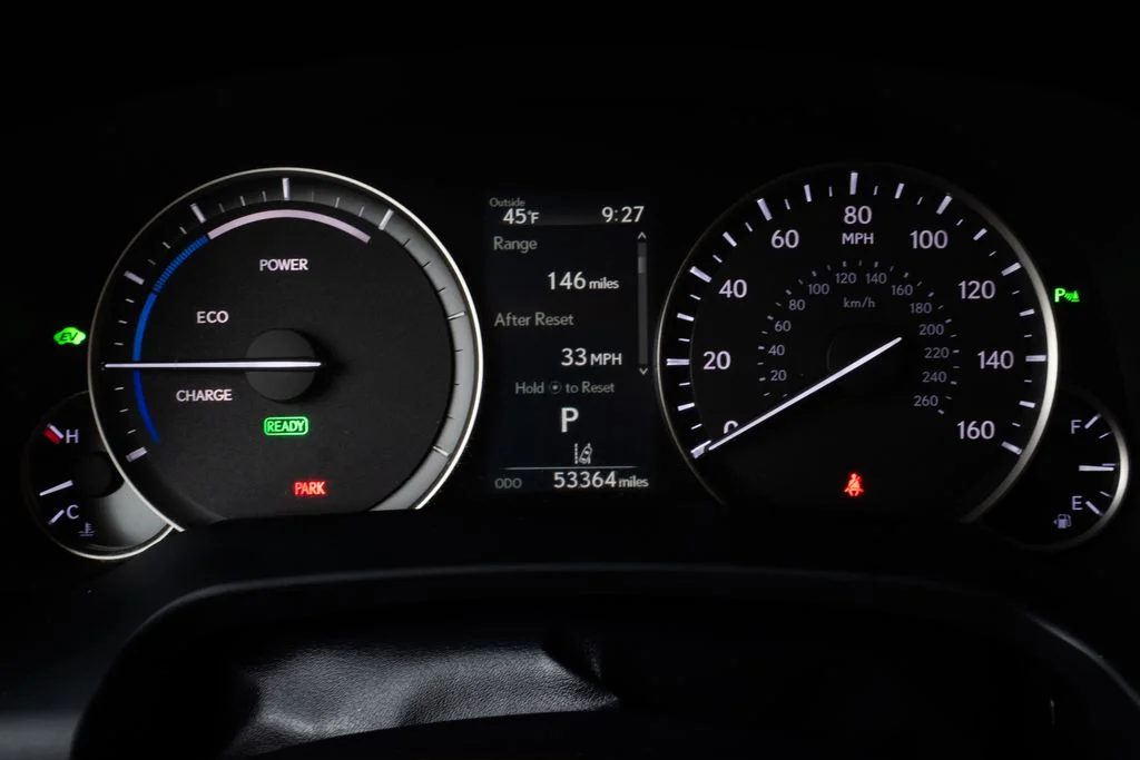 Used 2019 Red Lexus 450h image 13