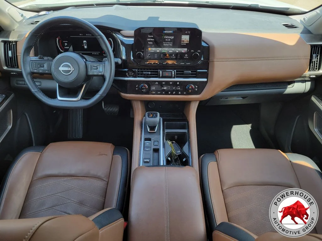Used 2025 White Nissan Platinum image 20