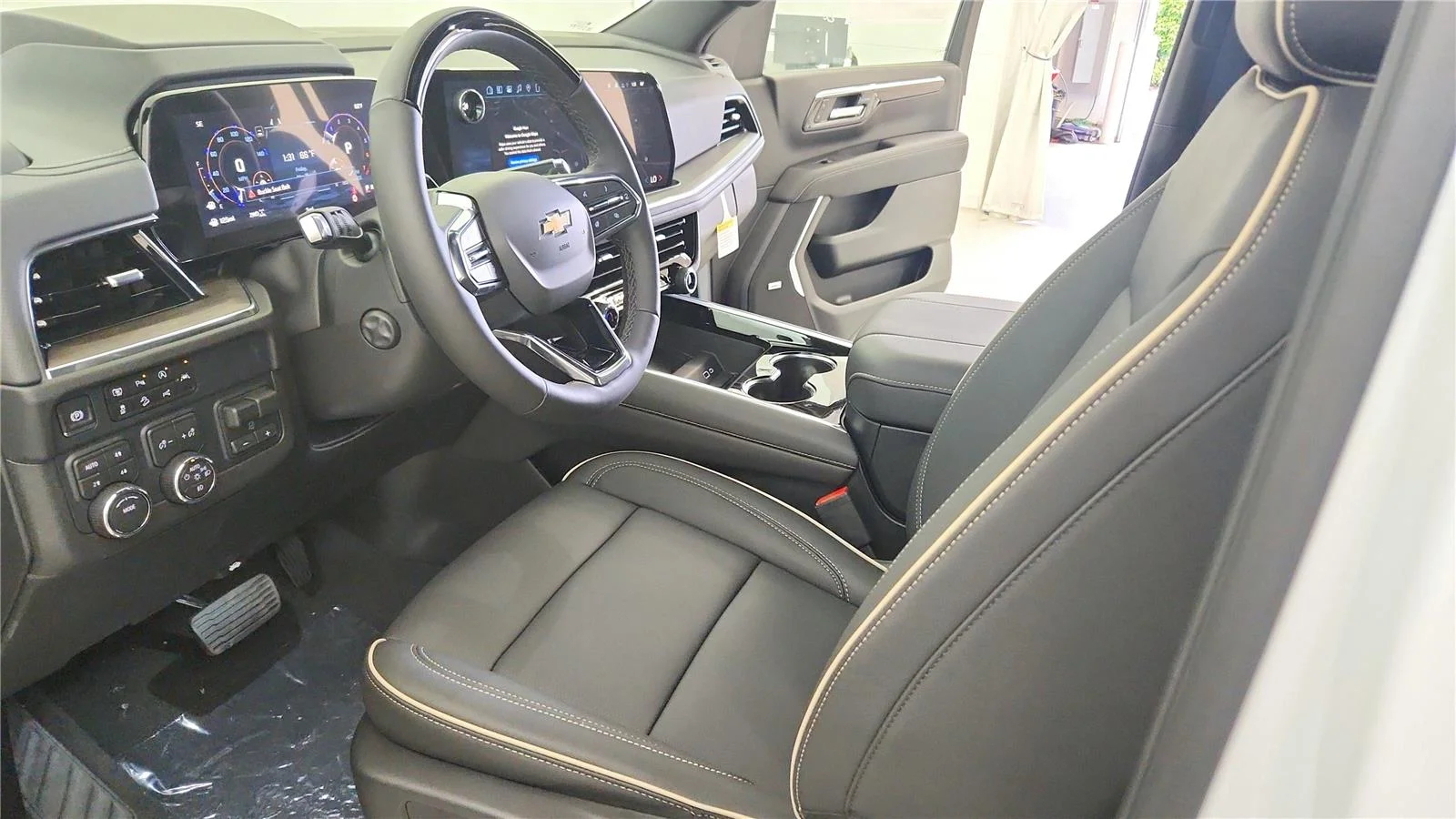 2026 Chevrolet Tahoe Premier - Photo 22