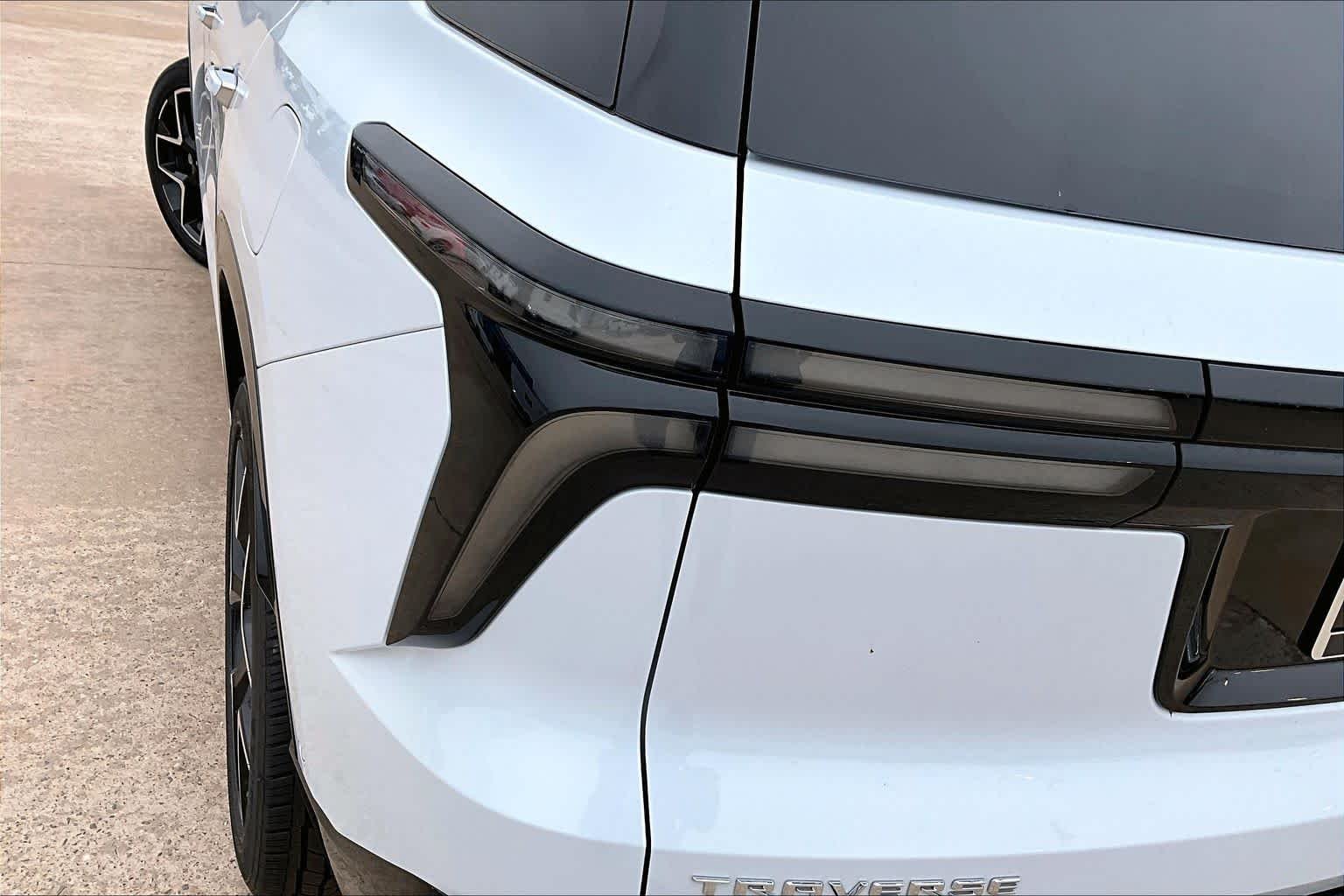 2026 Chevrolet Traverse High Country - Photo 15