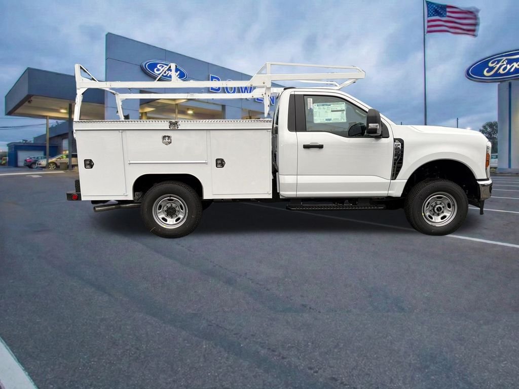 New 2026 Oxford White Ford XL image 6